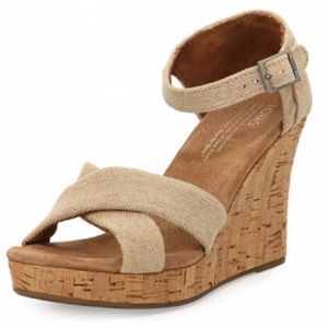🎀 TOMS Burlap Wedge Sandals 👡